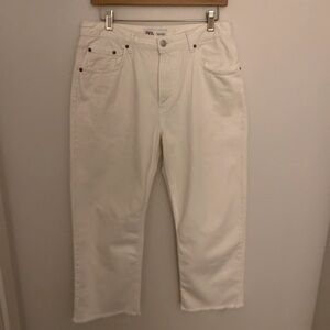 Zara Women White Denim Straight Leg Jeans Raw Hem Size 10 Excellent Condition